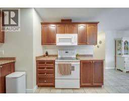 1971 LUXURY AVENUE - 18