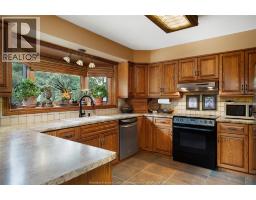 605 MARKHAM DRIVE - 19