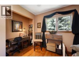 605 MARKHAM DRIVE - 32