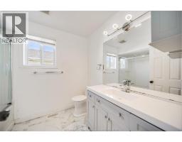 1465 FOSTER AVENUE - 12