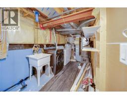 1465 FOSTER AVENUE - 20