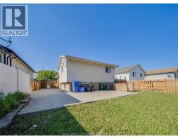 1465 FOSTER AVENUE - 24