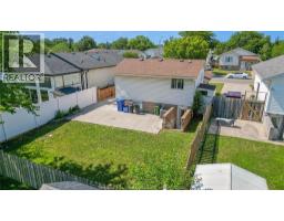 1465 FOSTER AVENUE - 32