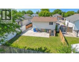 1465 FOSTER AVENUE - 33