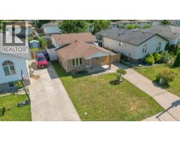 1465 FOSTER AVENUE - 35