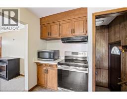 12 GLADSTONE - 7