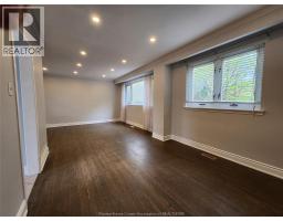 45 ALOMA CRESCENT - 11