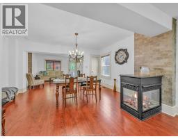 883 MONMOUTH ROAD - 16