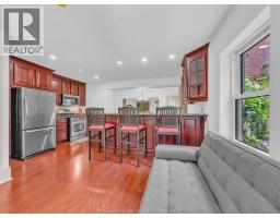 883 MONMOUTH ROAD - 20