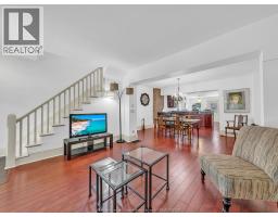 883 MONMOUTH ROAD - 9
