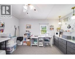 110 BROOKS BOULEVARD - 34