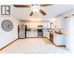 120 HAMPTON CRESCENT - 17