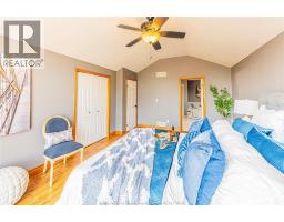 120 HAMPTON CRESCENT - 26