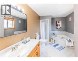 120 HAMPTON CRESCENT - 27