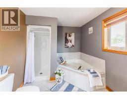 120 HAMPTON CRESCENT - 28