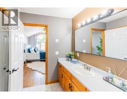120 HAMPTON CRESCENT - 29