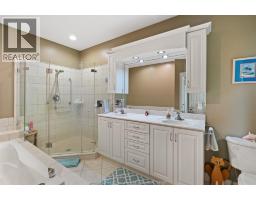 501 LAKE DRIVE - 19