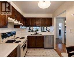 515 RIVERSIDE DRIVE UnitNo. 1303 - 19