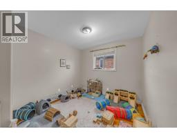 77 Whelan DRIVE - 16