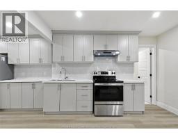 2733 LLOYD GEORGE BOULEVARD - 18
