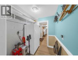 7 CHURCHILL AVENUE - 29