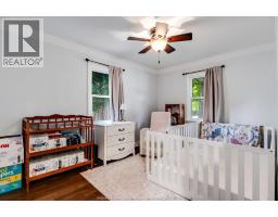 35 Grace AVENUE - 21
