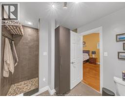 4278 CASGRAIN DRIVE - 18