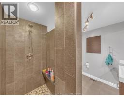 4278 CASGRAIN DRIVE - 19