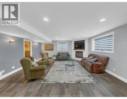 4278 CASGRAIN DRIVE - 32