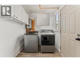 4482 Grand Marais ROAD East - 16