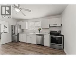4482 Grand Marais ROAD East - 9