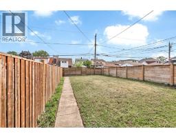 1362 ELSMERE - 26