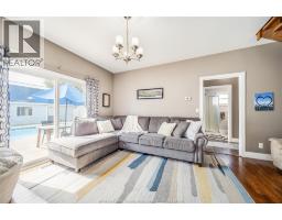 90 VICTORIA AVENUE - 15