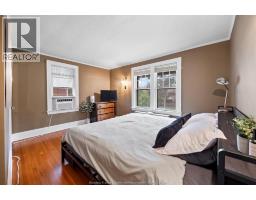 1528 VICTORIA AVENUE - 20