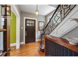 1528 VICTORIA AVENUE - 5
