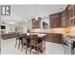 2276 DANDURAND - 13