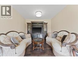 2276 DANDURAND - 7
