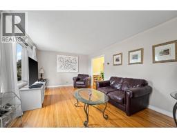 2258 TECUMSEH ROAD West - 6