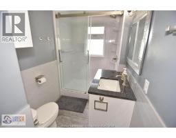 1050 SCOFIELD AVENUE - 16