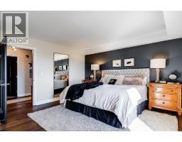99 ROBSON ROAD UnitNo. 602 - 23