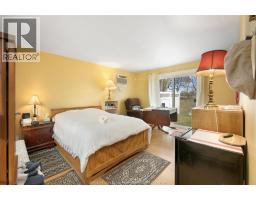 942 ERIE AVENUE - 35