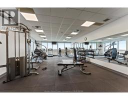 1225 RIVERSIDE DRIVE West UnitNo. 1103 - 33