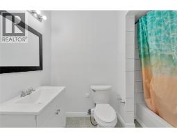 437 KARL PLACE - 15