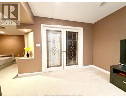 569 SARAH COURT - 25