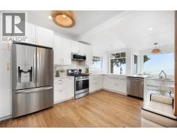 1295 HERITAGE ROAD - 13