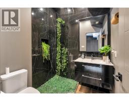 4667 WYANDOTTE STREET East - 48