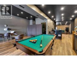 4667 WYANDOTTE STREET East - 49