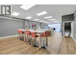 4667 WYANDOTTE STREET East - 5