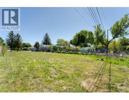 3199 WOODLAWN - 8