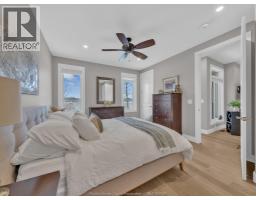 46 DESTINY DRIVE - 21